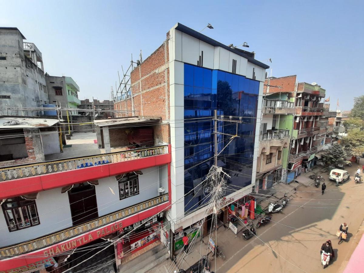 Hotel Shakuntla Palace - 400 Meters Away From Vishnu Pad Temple 7 Mins Walk Gaya Buitenkant foto