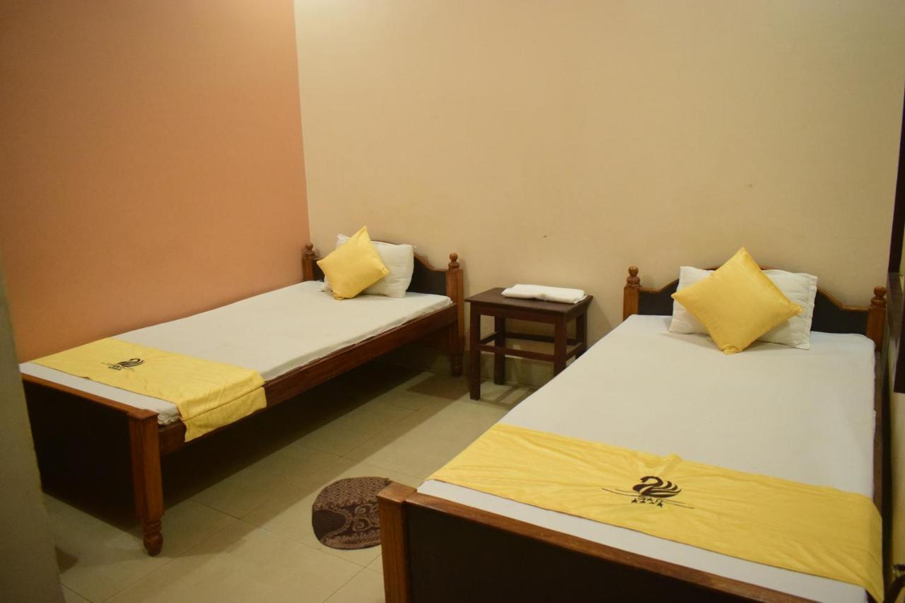 Hotel Shakuntla Palace - 400 Meters Away From Vishnu Pad Temple 7 Mins Walk Gaya Buitenkant foto