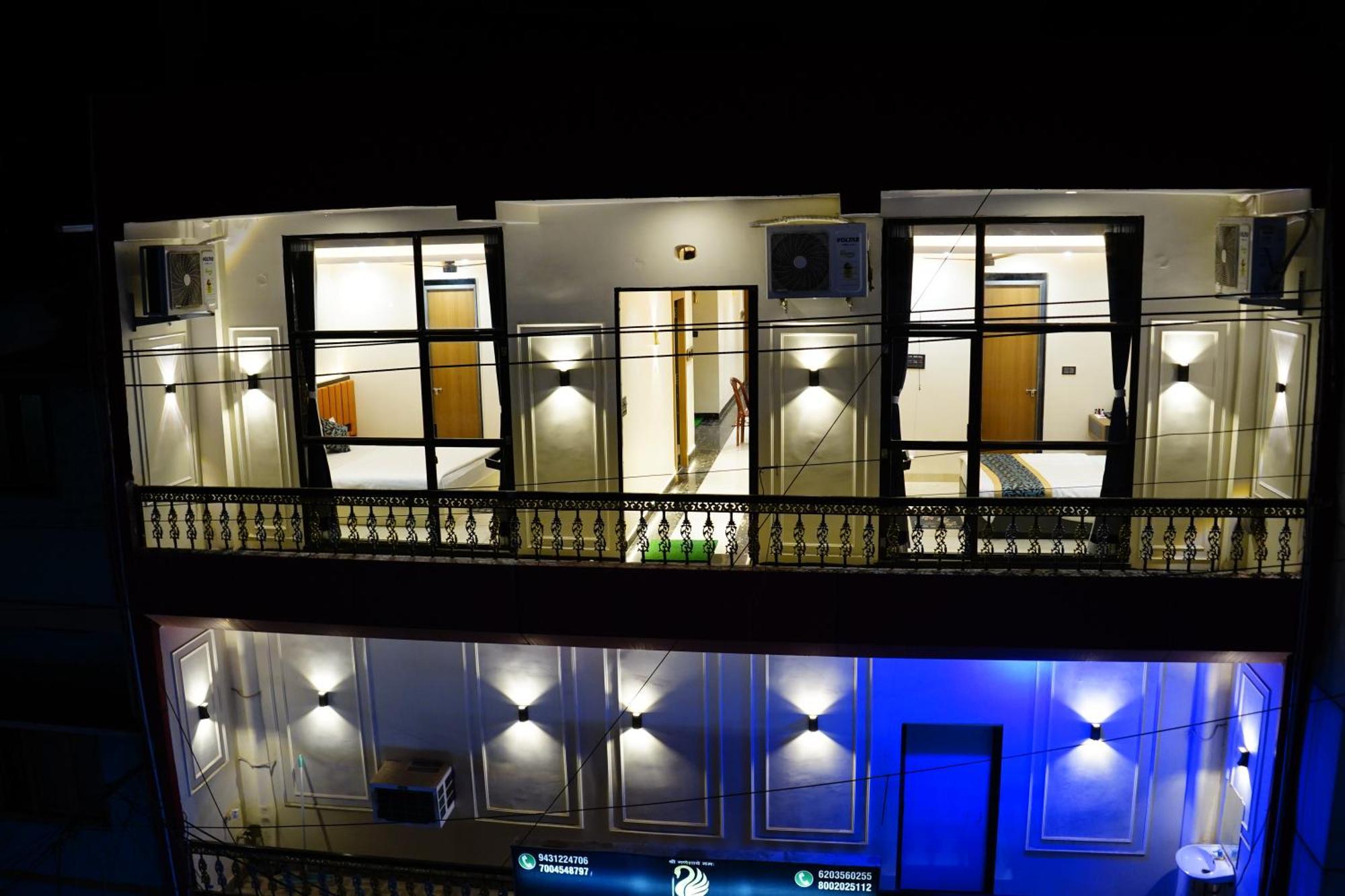 Hotel Shakuntla Palace - 400 Meters Away From Vishnu Pad Temple 7 Mins Walk Gaya Buitenkant foto